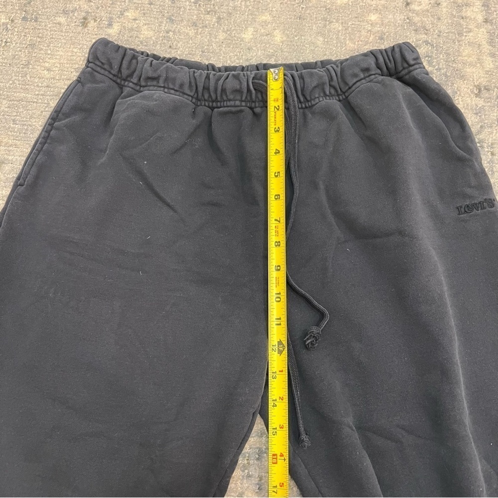 BUNDLE of Levi’s black sweatshirt AND sweatpants - Picture 9 of 17